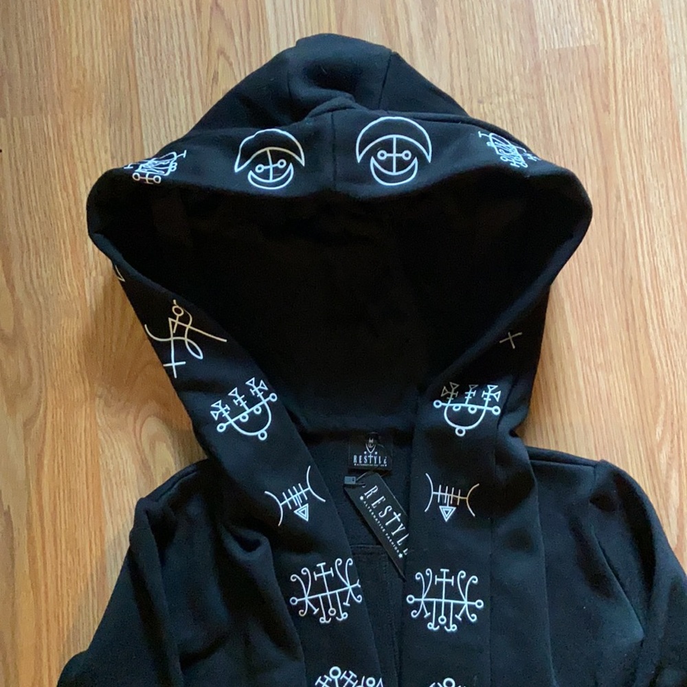 **SOLD ON MERC** Restyle | “Demon Hoodie” - Picture 8 of 10